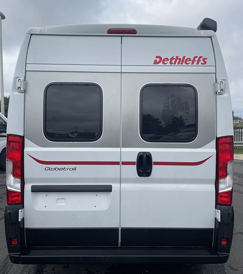 Fourgon Dethleffs Globetrail 600 face arrière