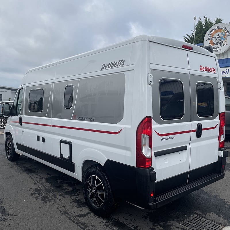 Fourgon Dethleffs Globetrail 600 profil arrière gauche