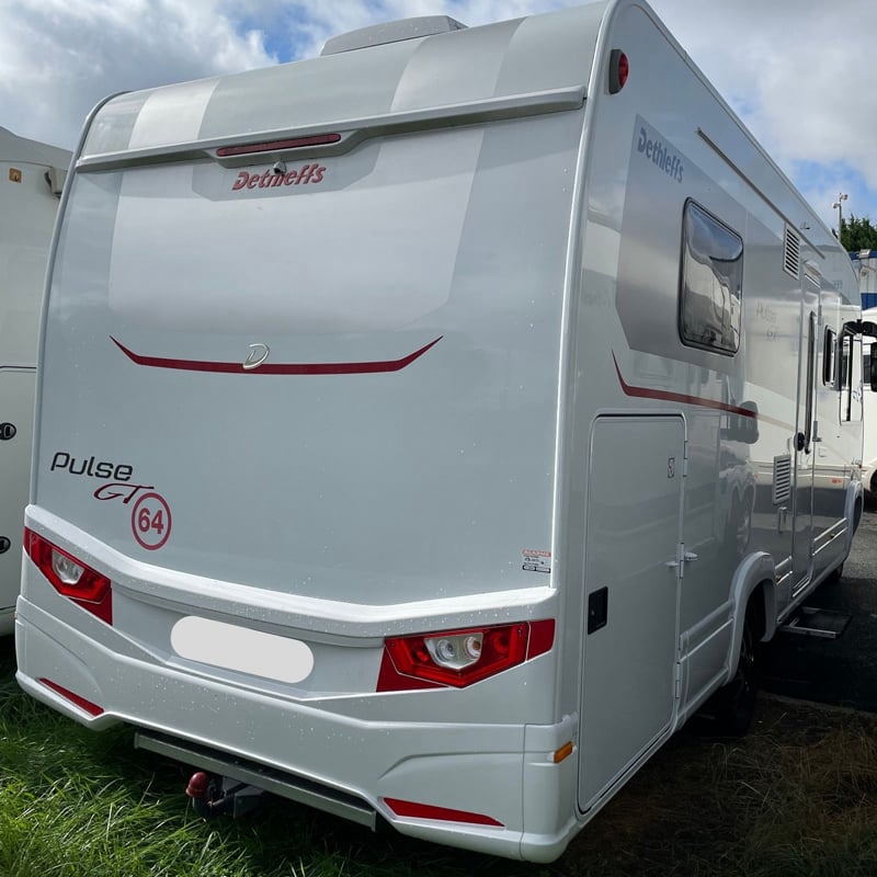 Intégral Dethleffs Pulse GT i7051 DBL Face Arrière