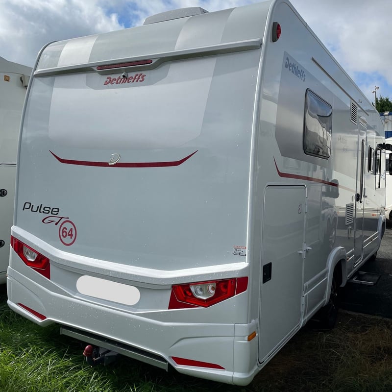 Intégral Dethleffs Pulse GT i7051 DBL Face Arrière