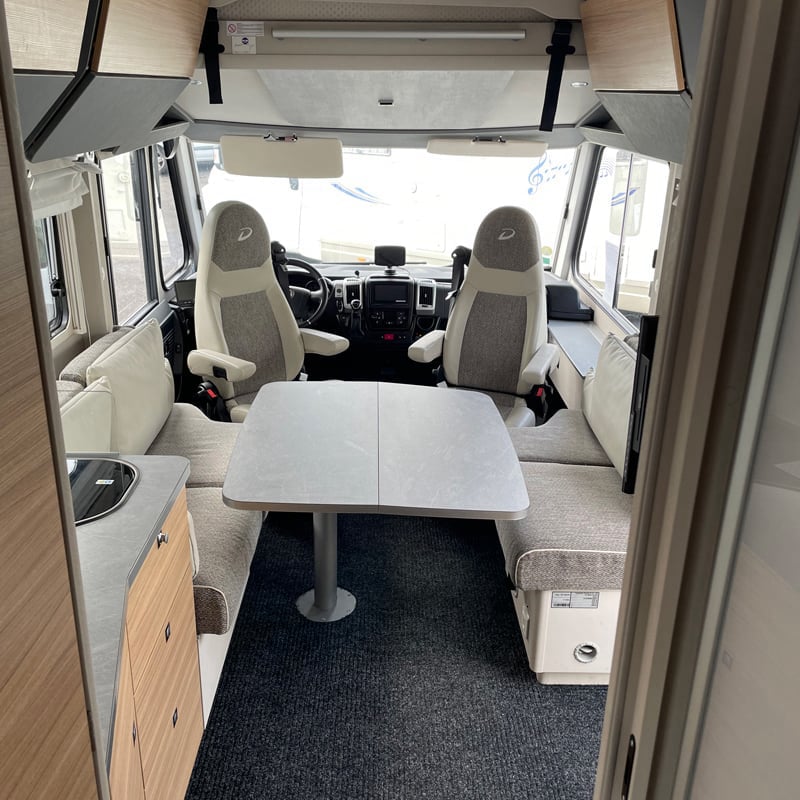 Intégral Dethleffs Pulse GT i7051 DBL Salon