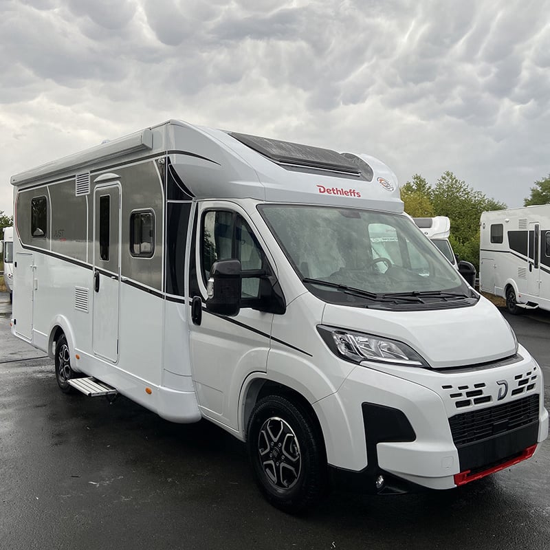 Profilé Dethleffs T7052 DBL profil avant droit