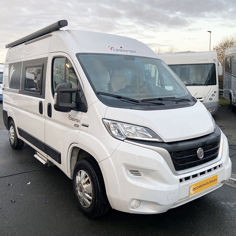 Fourgon Dreamer D 42 profil avant droit