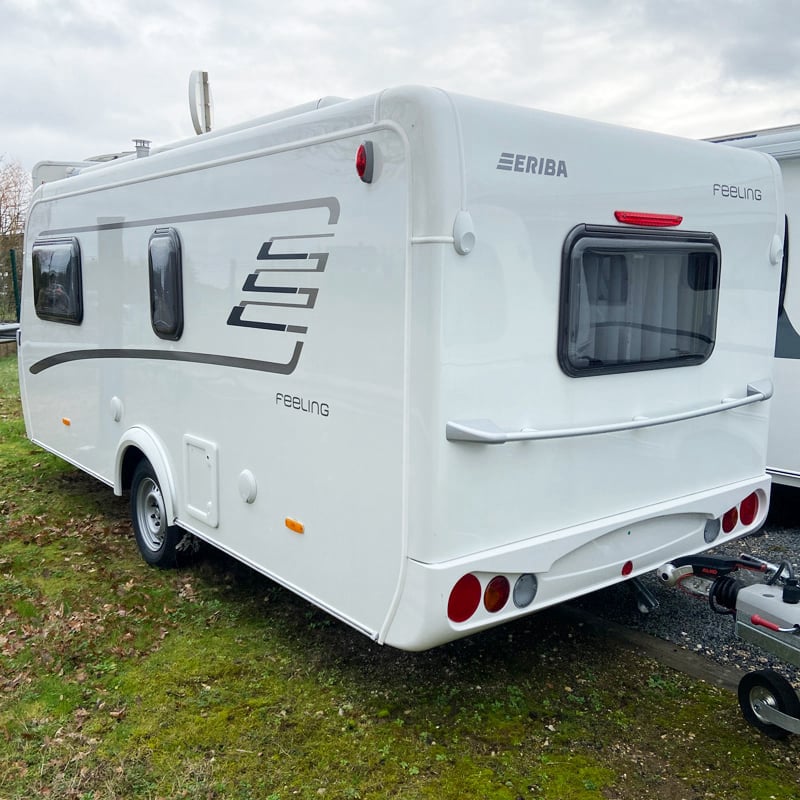 Caravane Eriba Feeling 425 profil arrière gauche