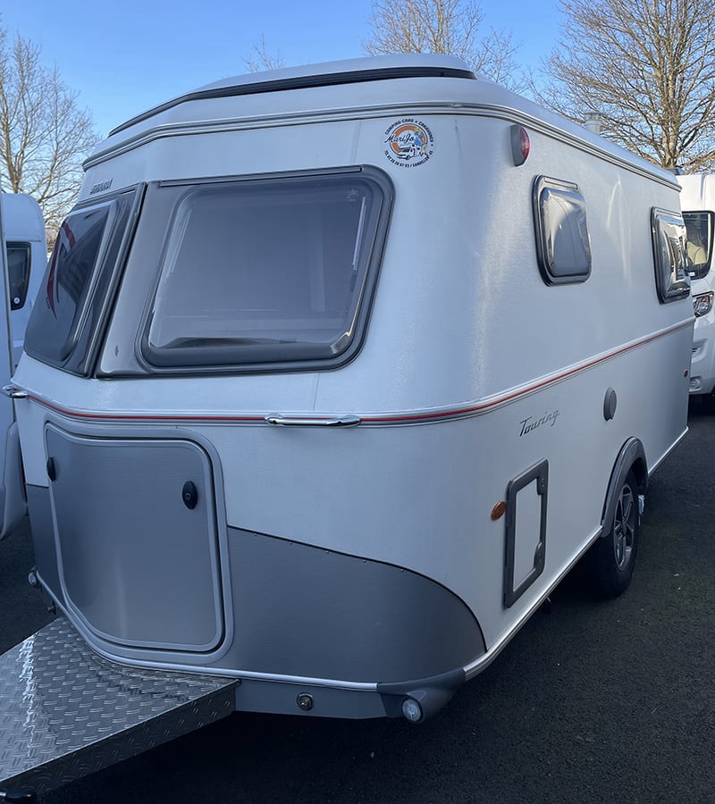 Caravane Eriba Touring 420 Edition Legend profil avant gauche