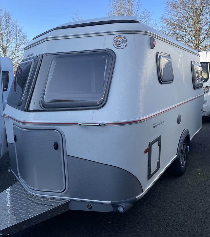 Caravane Eriba Touring 420 Edition Legend profil avant gauche