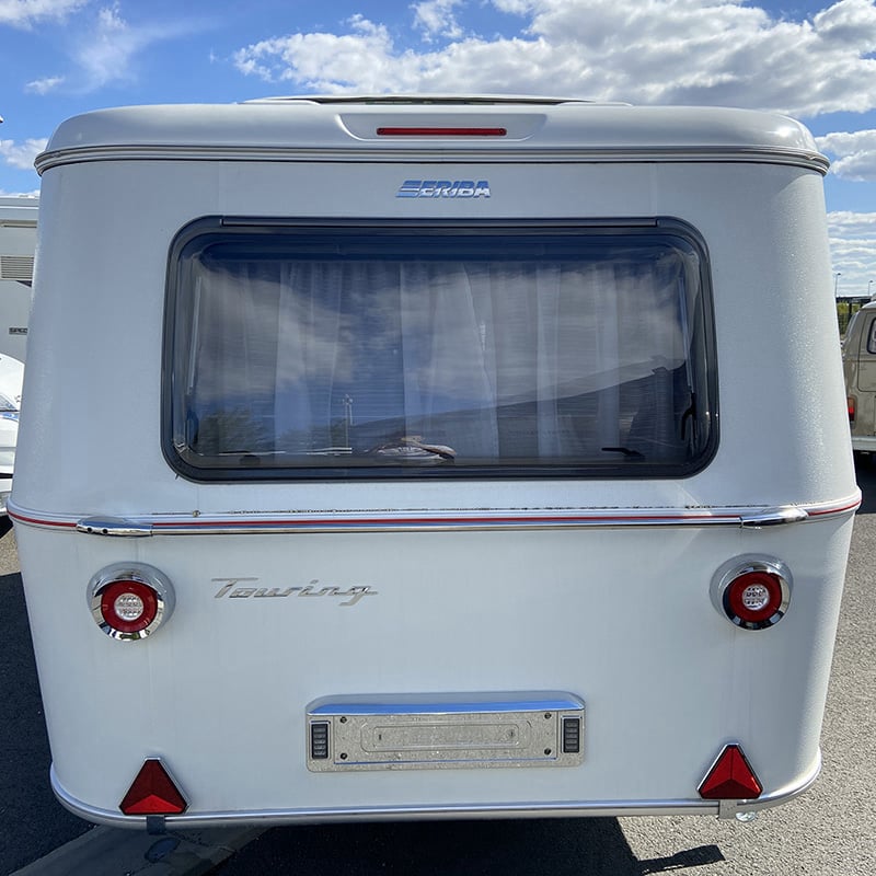 Caravane Eriba Touring 630 Edition Legend face arrière