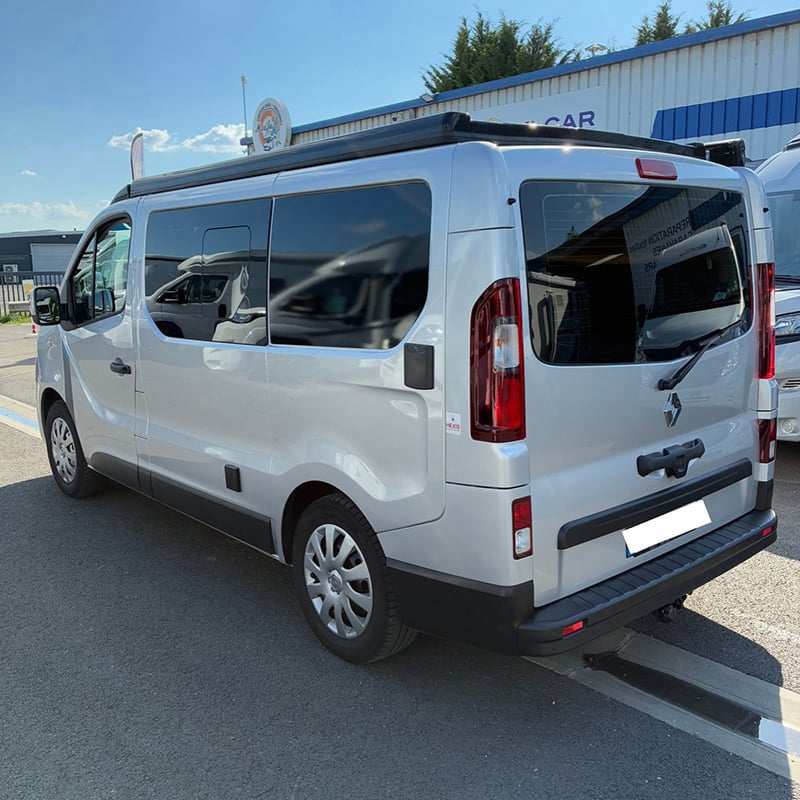 Fourgon Font Vendôme Autocamp profil arrière gauche toit fermé