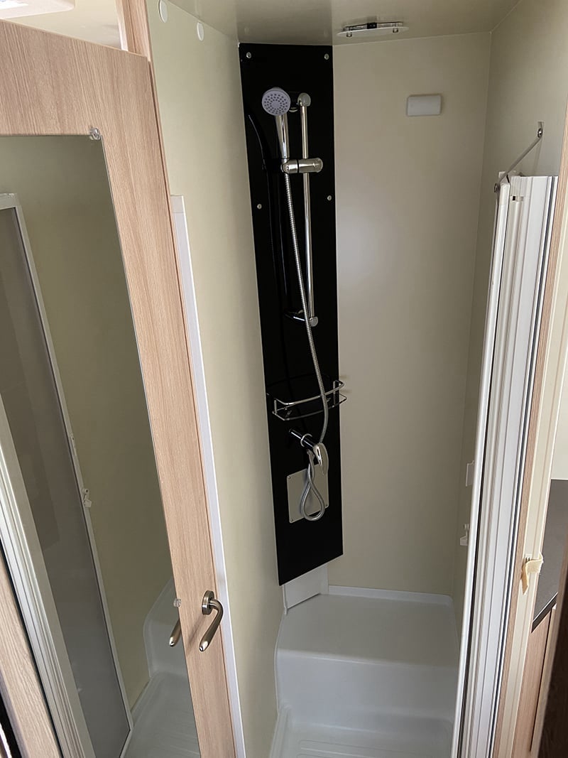 Profilé Giottiline Siena 397 espace douche