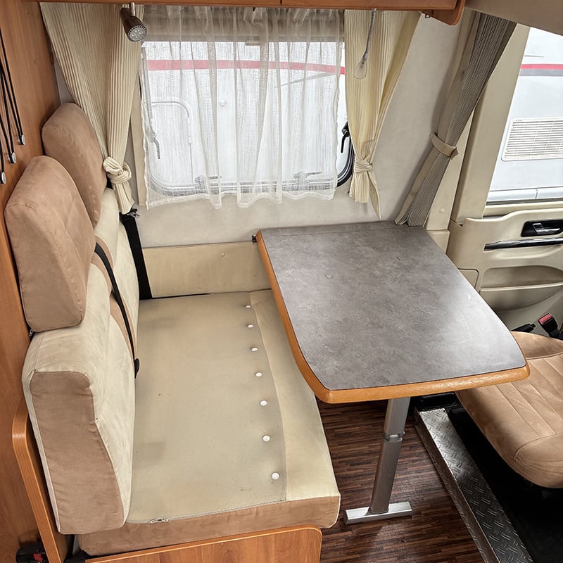 Intégral Hymer Exsis 512 espace salon