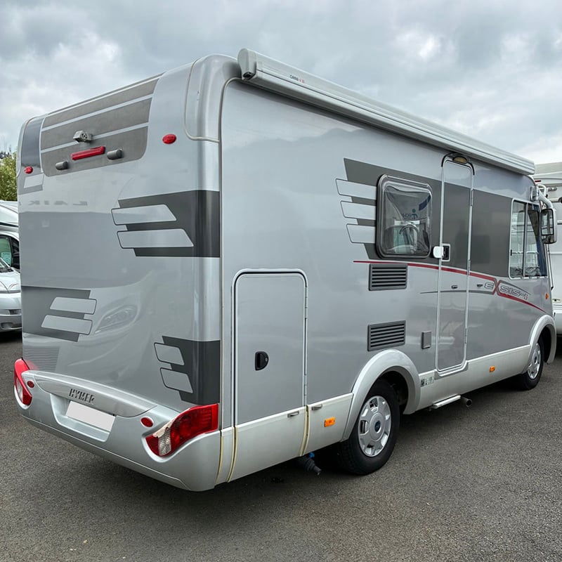 Intégral Hymer Exsis 512 profil arrière droit