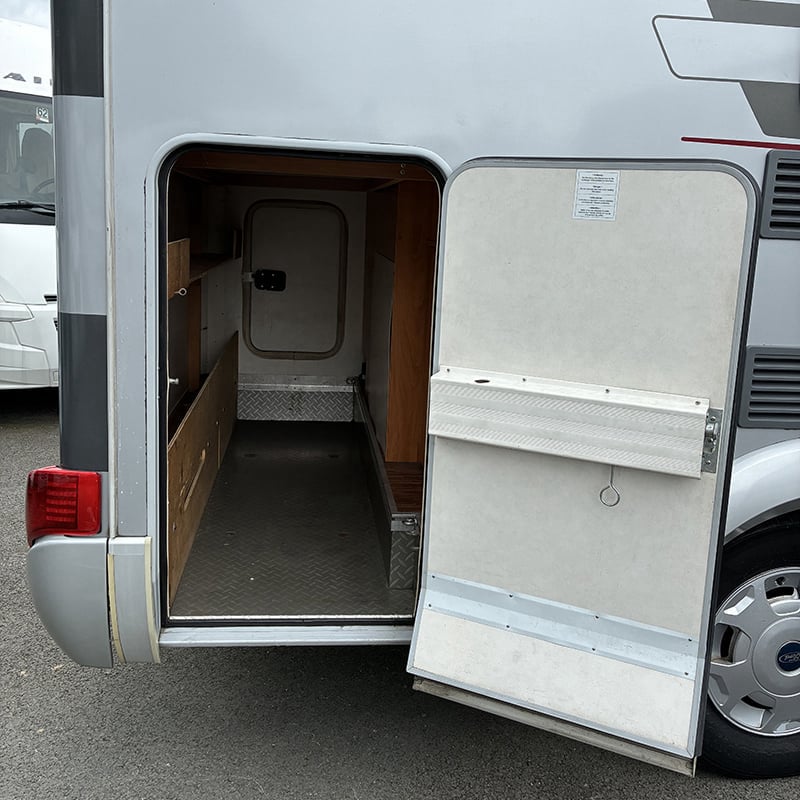 Intégral Hymer Exsis 512 soute
