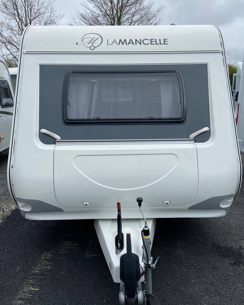 Caravane La Mancelle 490 SA Elegance vue avant