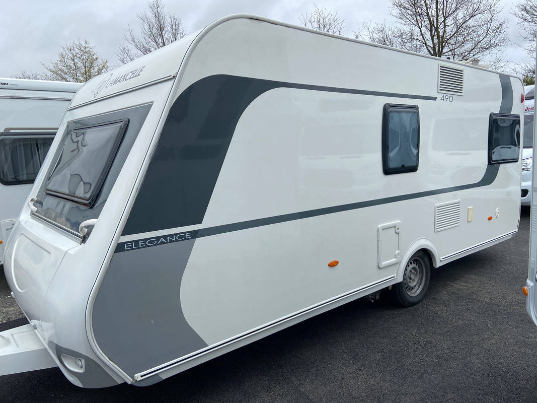 Caravane La Mancelle 490 SA Elegance Profil avant gauche