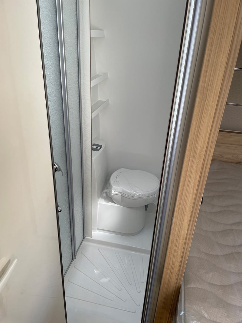 Caravane La Mancelle Liberty 440 PC Sanitaire complet