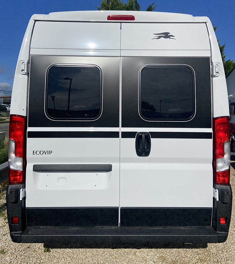 Fourgon Laika Ecovip 600 face arrière portes fermées