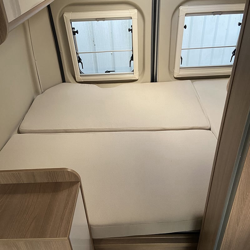 Fourgon Laika Kosmo 5.4 espace couchage