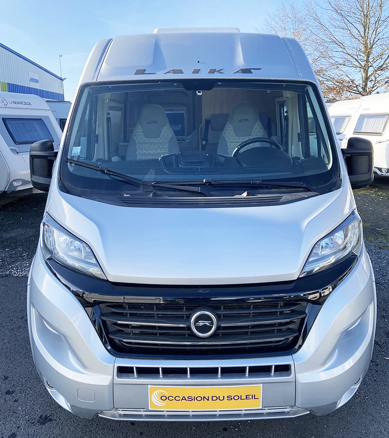 Fourgon Laika Kosmo 5.4 face avant