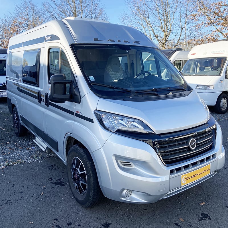 Fourgon Laika Kosmo 5.4 profil avant droit