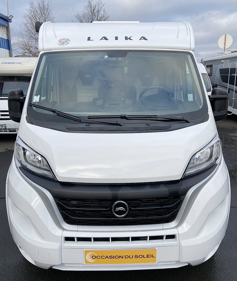 Compact Laika Kosmo Compact 5 face avant