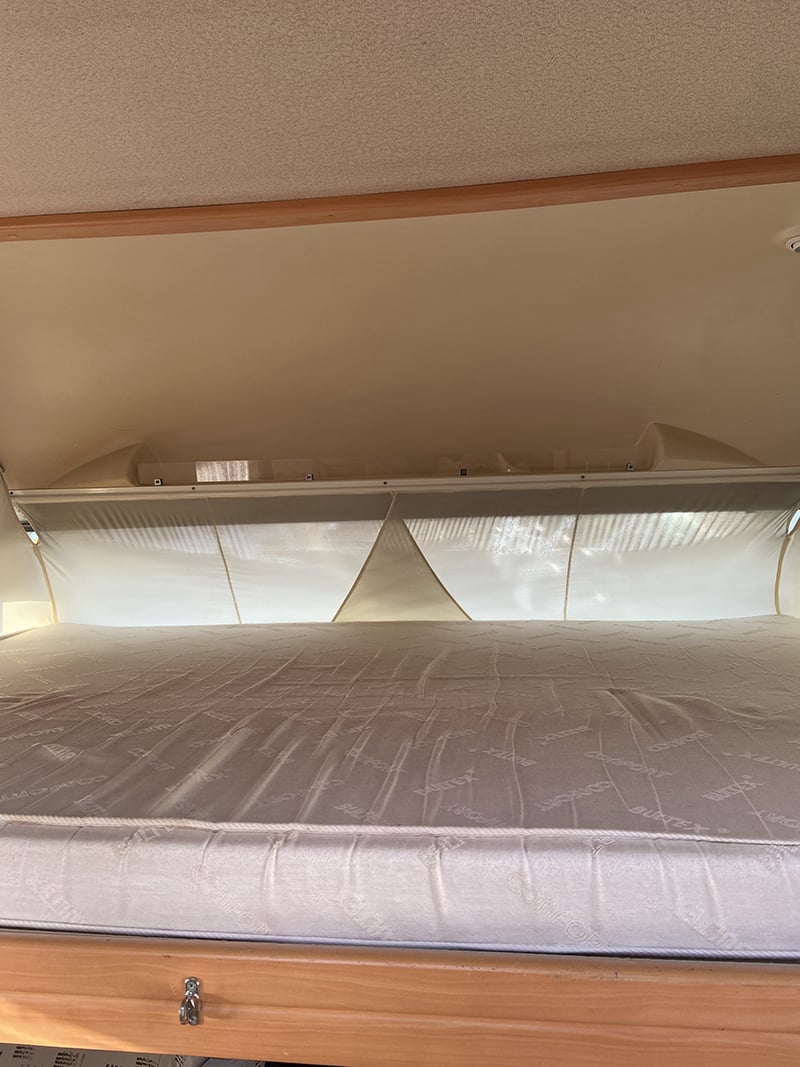 Intégral Pilote G 680 Référence lit pavillon