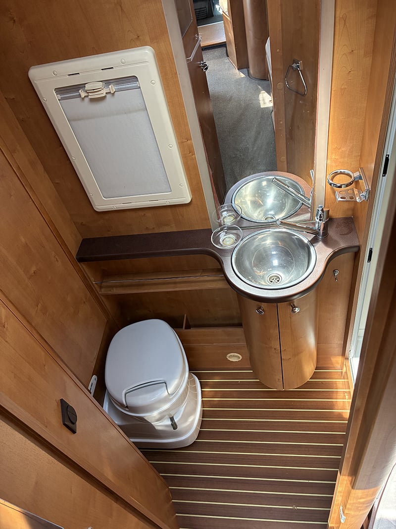 Profilé Rapido 7065 Plus espace sanitaire