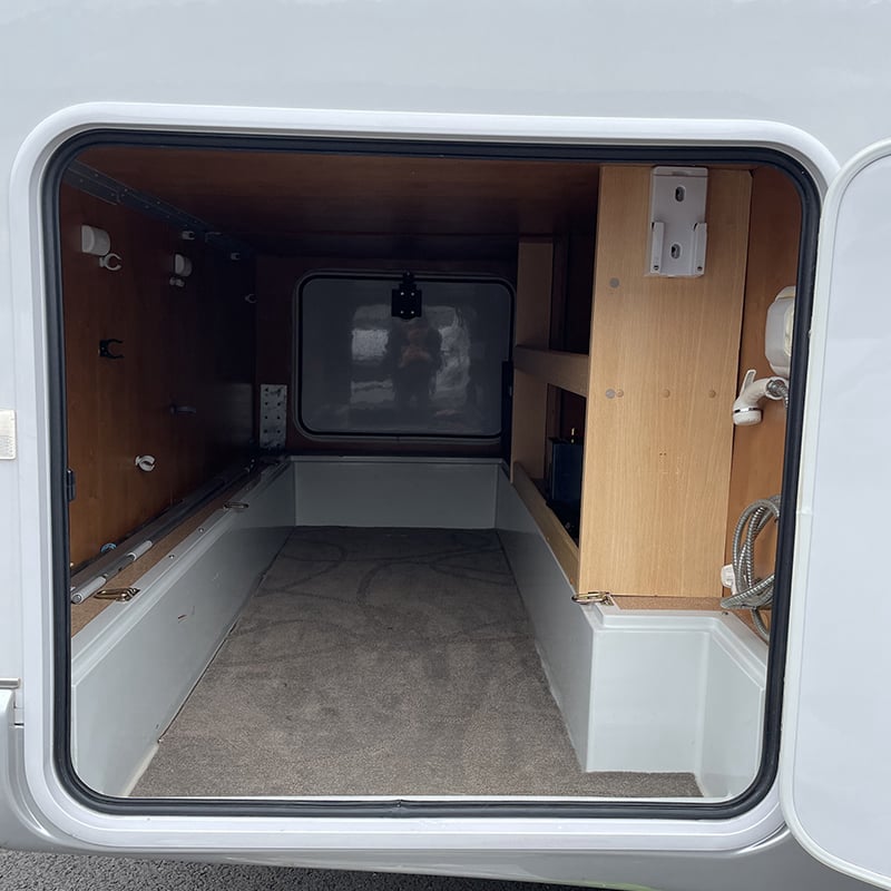 Intégral Rapido 992 M espace soute