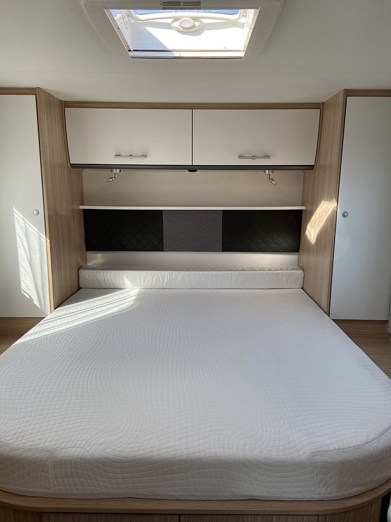 Profilé Sunlight T69 LC espace couchage