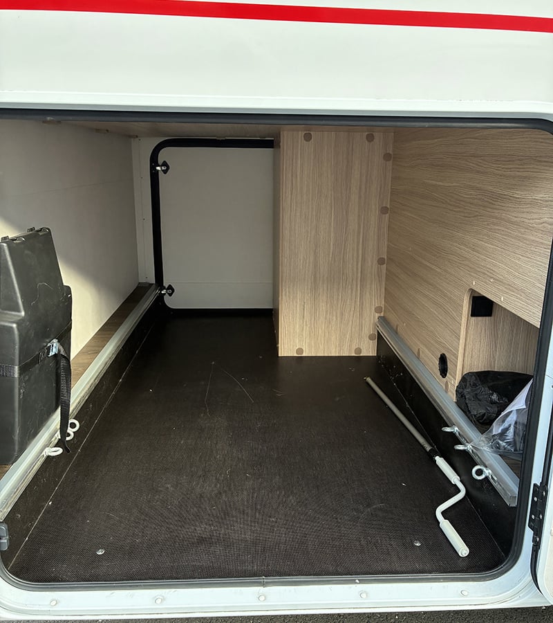 Profilé Sunlight T69 LC soute