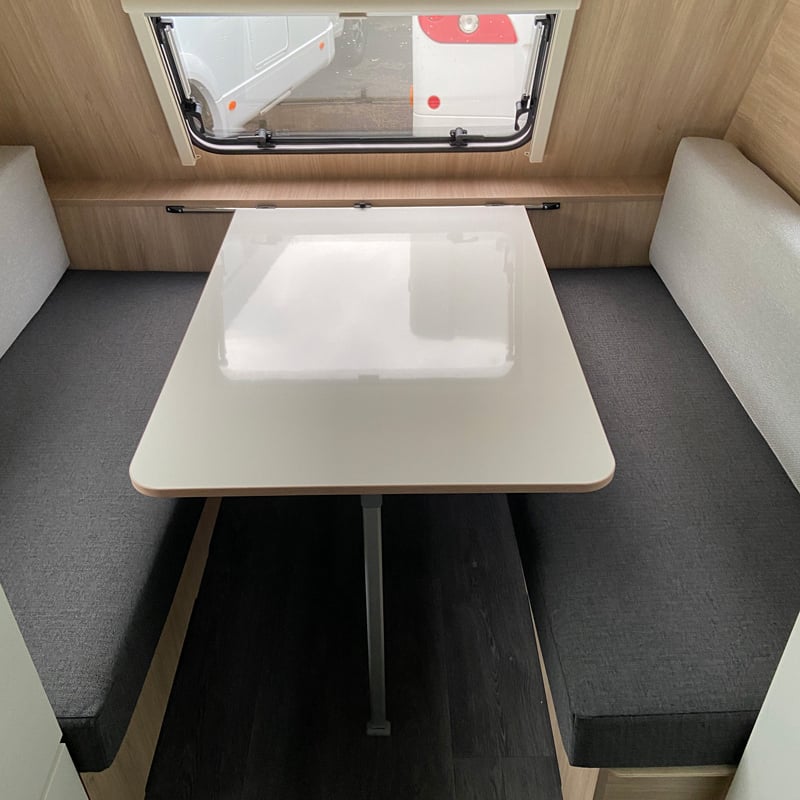 Caravane Trigano Silver Mini Freestyle 290 espace salon