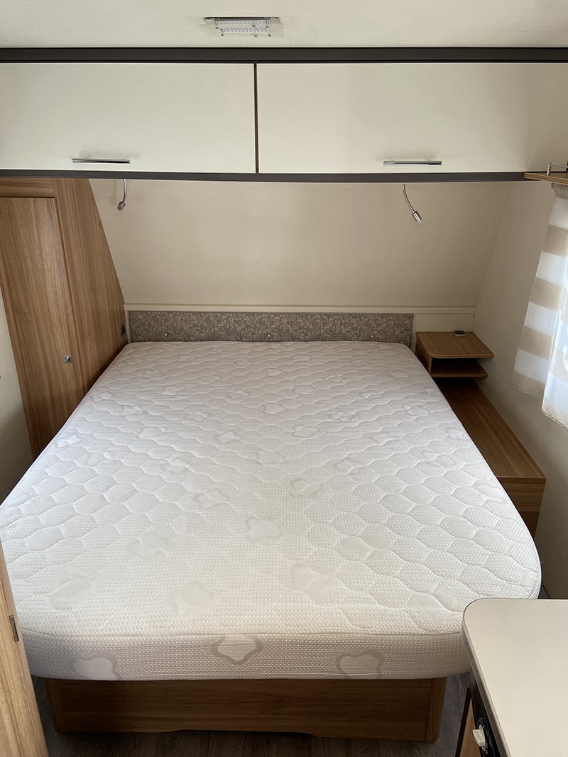 Caravane Steckeman Starlett 480 CP Confort espace couchage